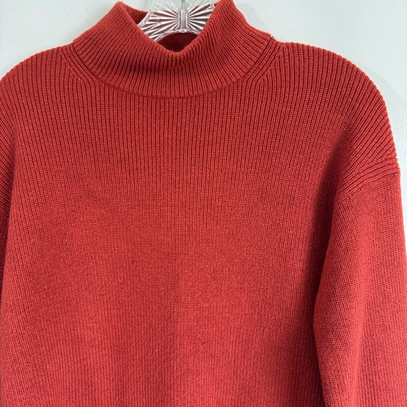 Lululemon Merino Wool Blend Ribbed Turtleneck Sweater Cayenne Rust Size 4 - Picture 4 of 10